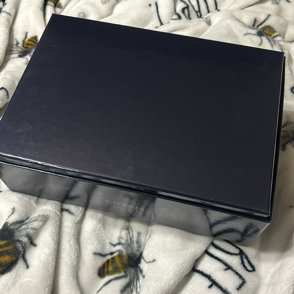 Versace Empty Box - Picture 2 of 7